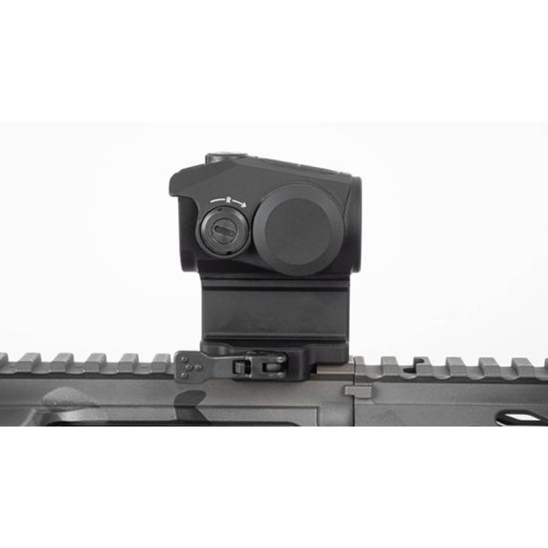Red-Dot Sight UTG 3 MOA : Visez Juste, Même Sous la Pluie