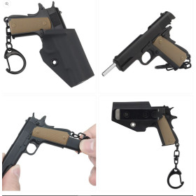 Porte-clés 1911 avec holster noir : Design unique et durable