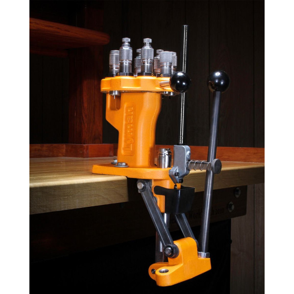 Presse Brass Smith All-American 8 : Tourelle 8 Stations, Fonte d'Acier