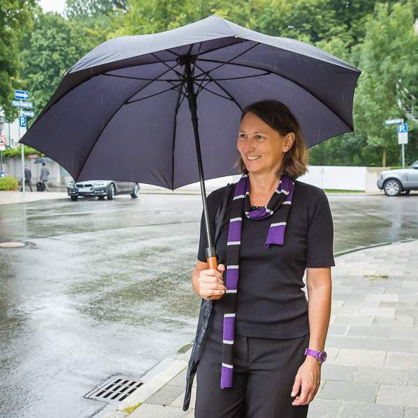 Parapluie Matraque Incassable : Protection Discrète et Efficace