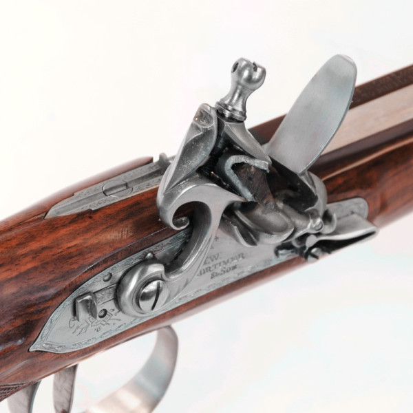 Pistolet Mortimer Deluxe .44 : Précision et Élégance Historiques