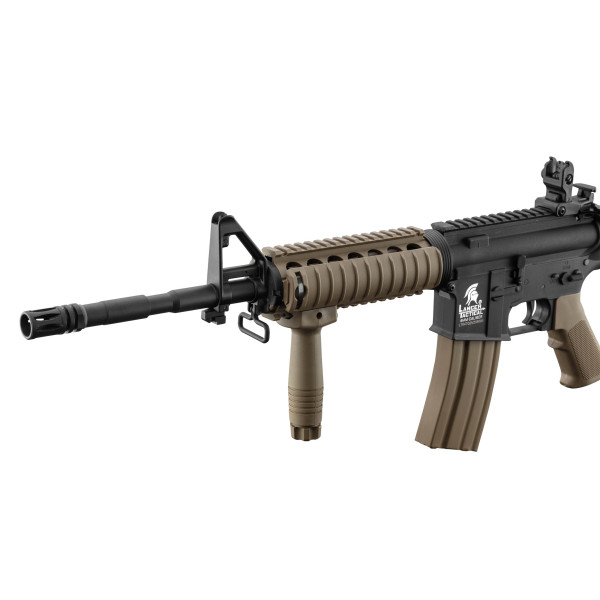 Réplique AEG LT-04 GEN2 M4 RIS : Précision et Durabilité Assurées