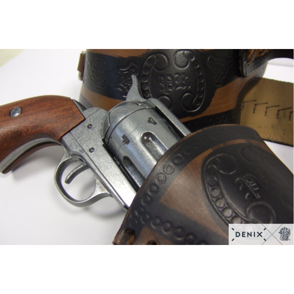 Ceinturon Western en cuir : accès rapide et sécurisé à votre revolver