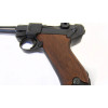 Pistolet Luger P08 Parabellum : Précision et Histoire en Main