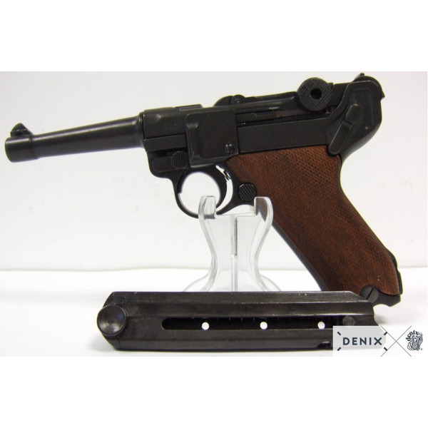 Pistolet Luger P08 Parabellum : Précision et Histoire en Main