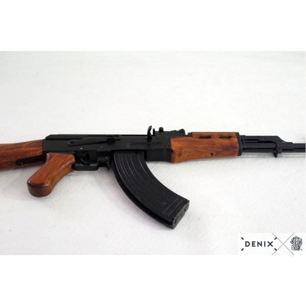 Réplique AK47 Denix : Authenticité et Détails Réalistes